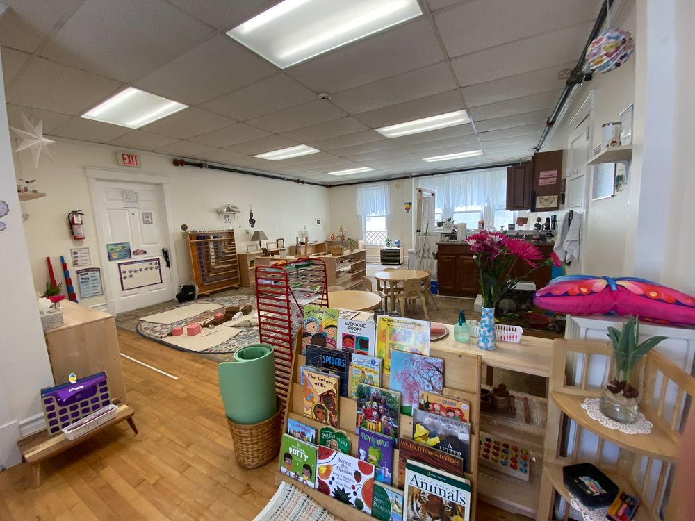 Little Ones Too Preschool and Nursery: 1098 Parkwood Blvd, Schenectady, NY 12308